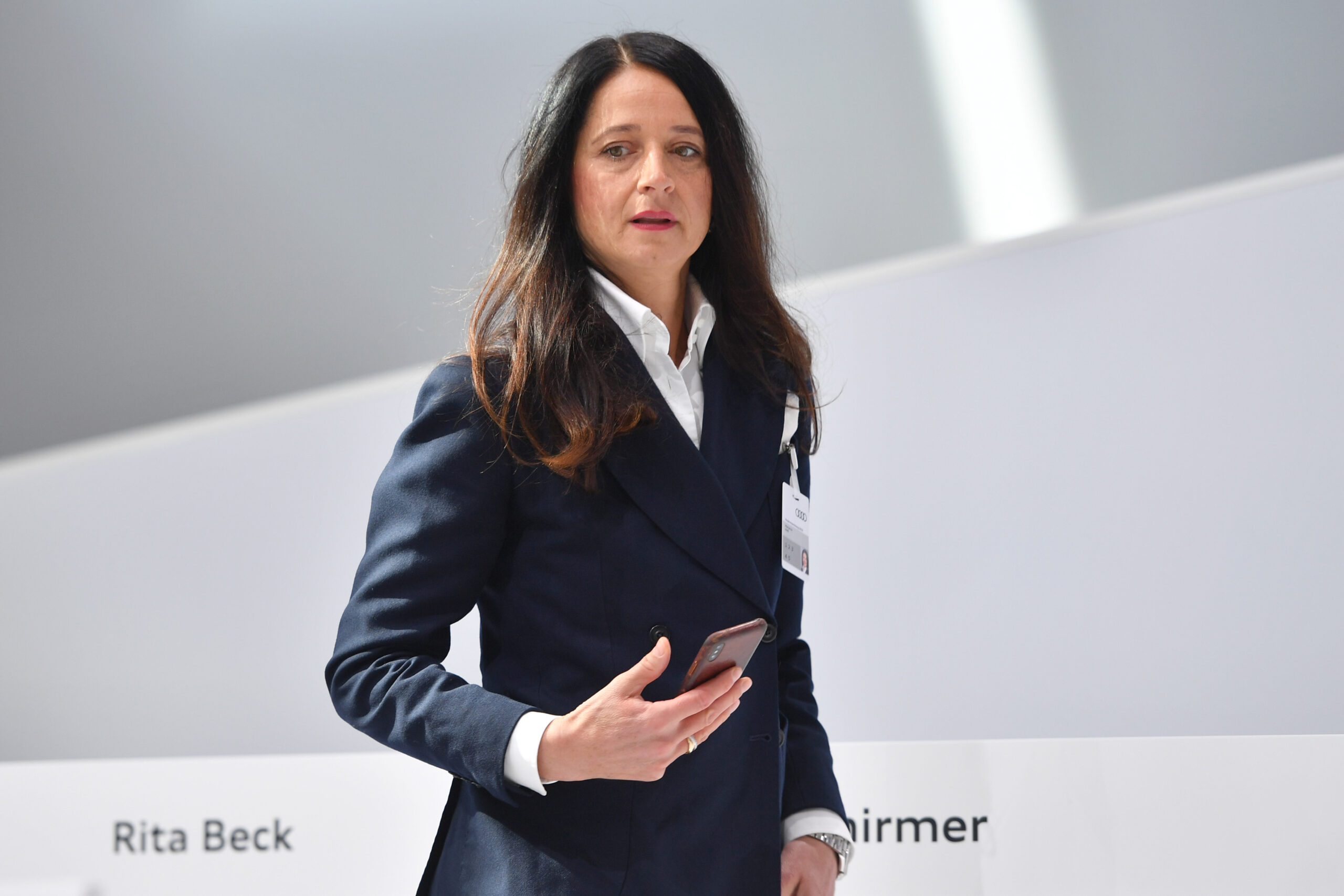 marianne-hei-soll-offenen-sitz-im-vw-aufsichtsrat-bernehmen-b-rsen